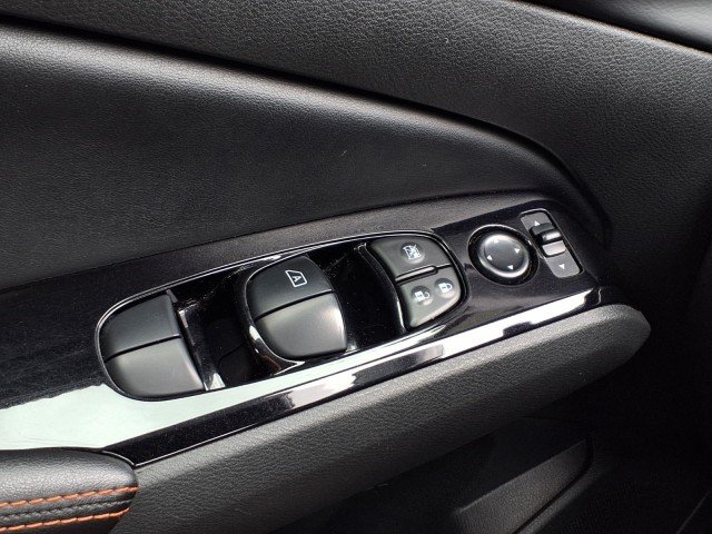 2024 Nissan Altima SR - Photo 17