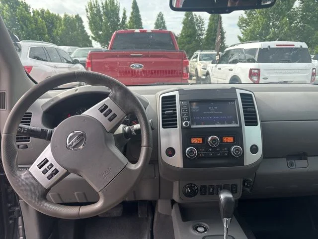 Used 2021 Gray Nissan SV image 11