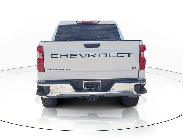 Used 2025 White Chevrolet LT image 6