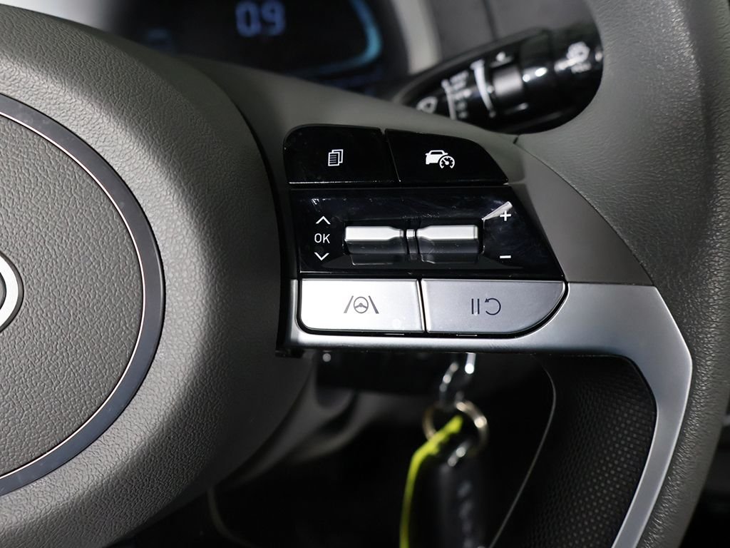Used 2025 Blue Hyundai SE image 35