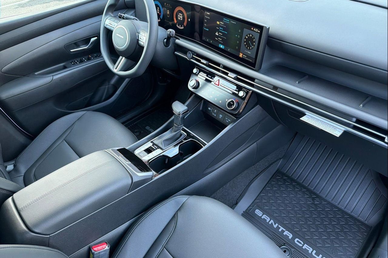 New 2026 White Hyundai SEL AWD image 18