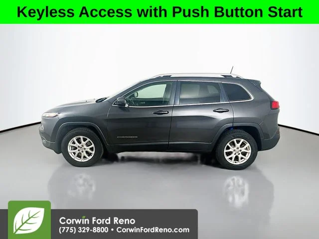 Used 2016 Granite Crystal Clearcoat Metallic Jeep Latitude image 4