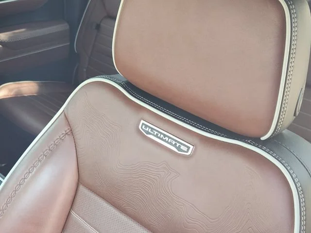 Used 2025 Thunderstorm Gray GMC Denali Ultimate image 15
