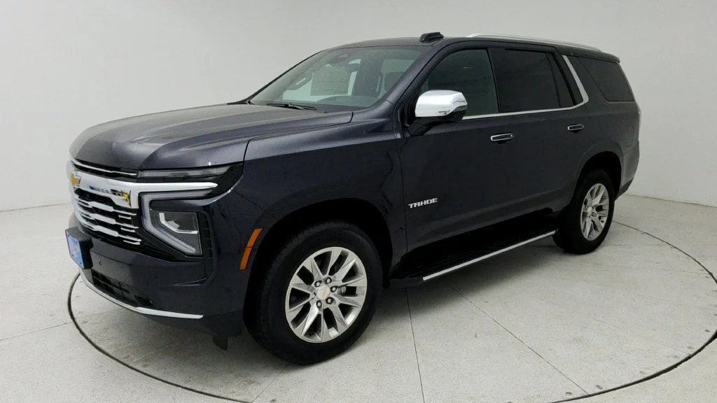 New 2026 Dark Ash Metallic Chevrolet Premier image 4