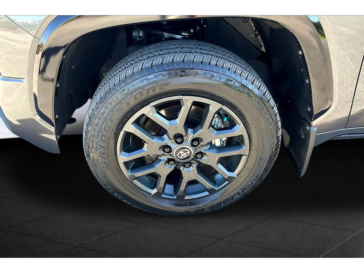 Used 2025 Gray Toyota Platinum Hybrid image 7