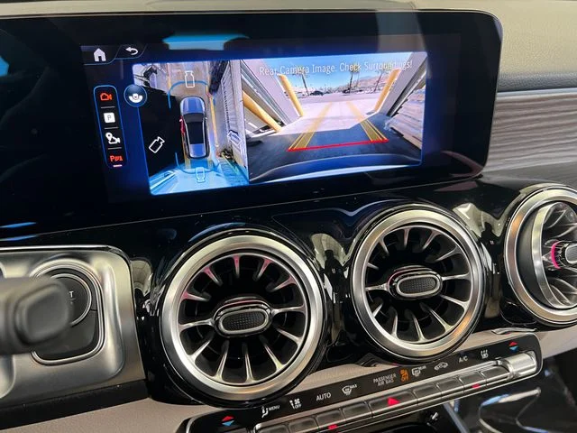 Used 2025 Polar White Mercedes-Benz 300 image 33