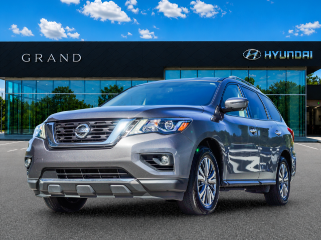 2019 Nissan Pathfinder SL