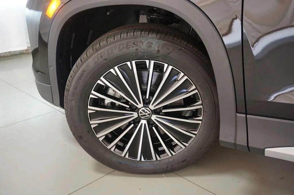 New 2026 Black Volkswagen 2.0T S image 28