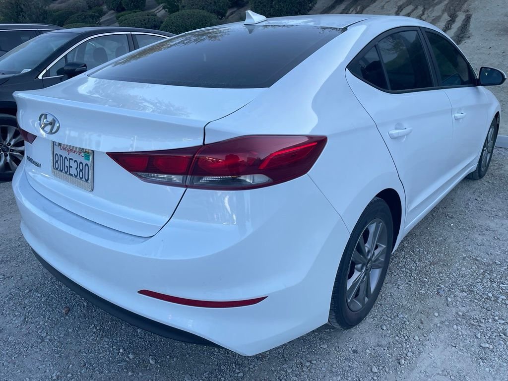 Used 2018 Quartz White Pearl Hyundai SEL image 9