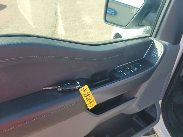 Used 2025 White Ford XLT image 17
