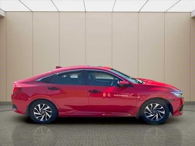 Used 2018 Red Honda EX image 13