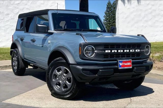 New 2025 Azure Gray Metallic Tri-Coat Ford Big Bend® image 2