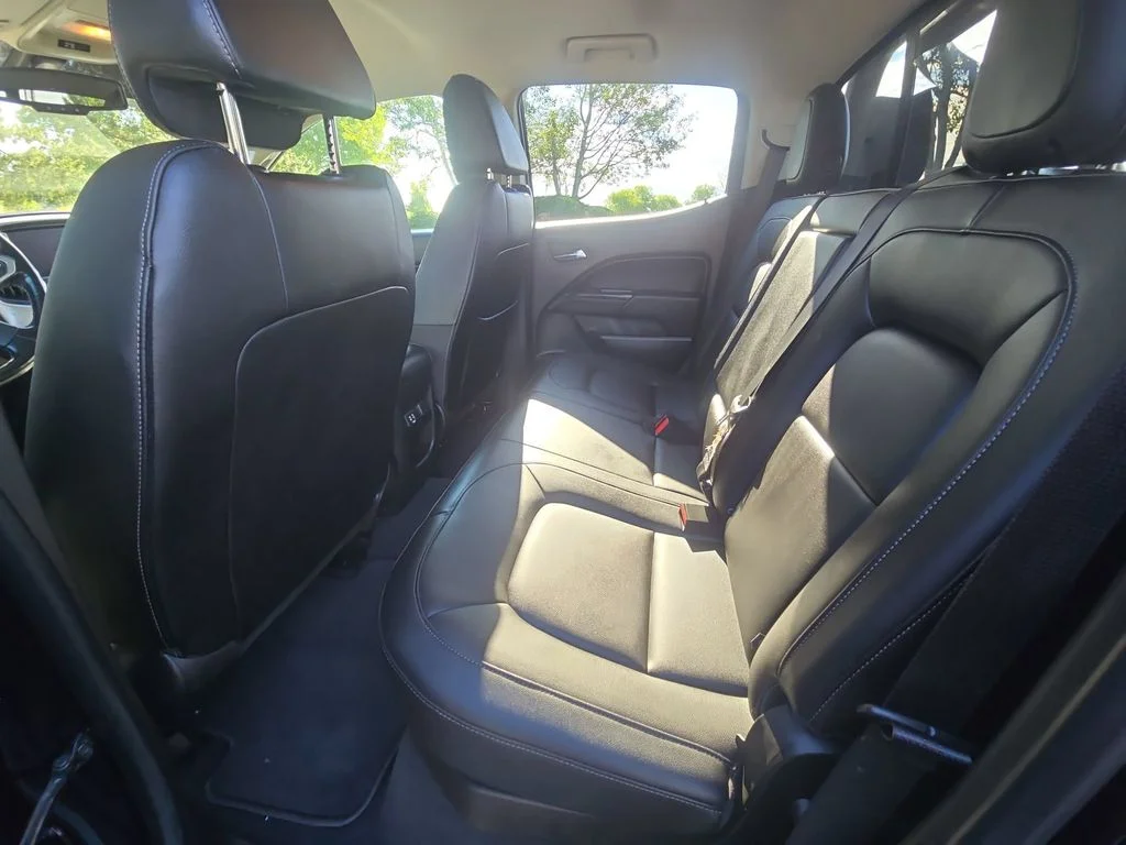 Used 2019 Black Chevrolet ZR2 image 37