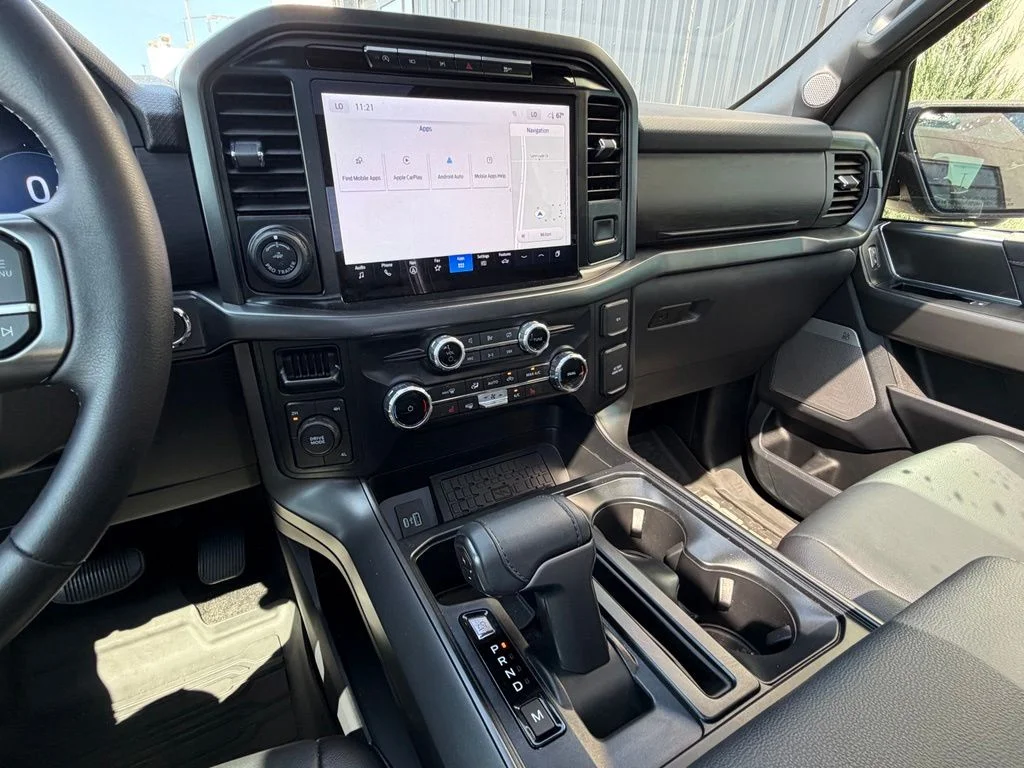 Used 2024 Black Ford XLT image 10