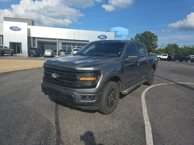 Used 2024 Gray Ford XLT image 7