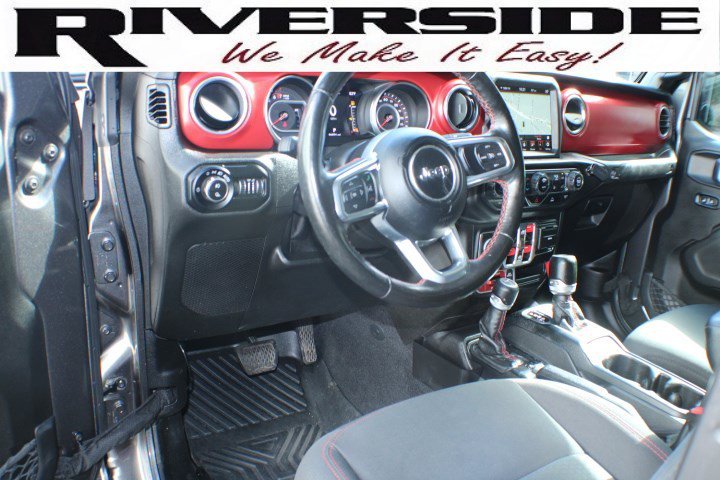Used 2022 Granite Crystal Metallic Clearcoat Jeep Rubicon image 6