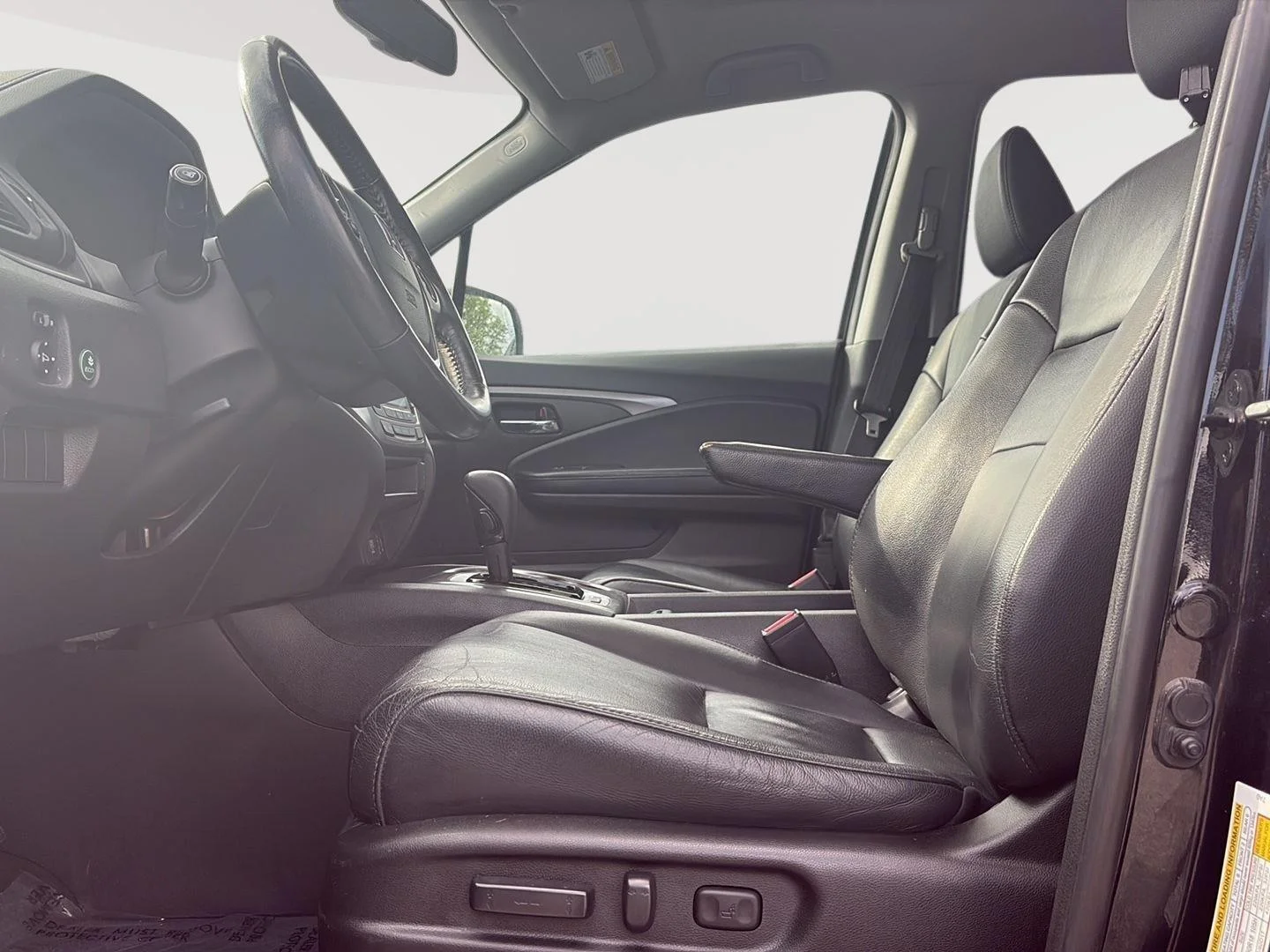 Used 2018 BLACK Honda EX-L AWD image 4