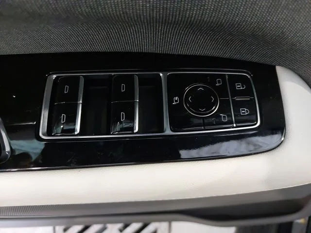Used 2025 Black Raven Cadillac Luxury 1 image 27