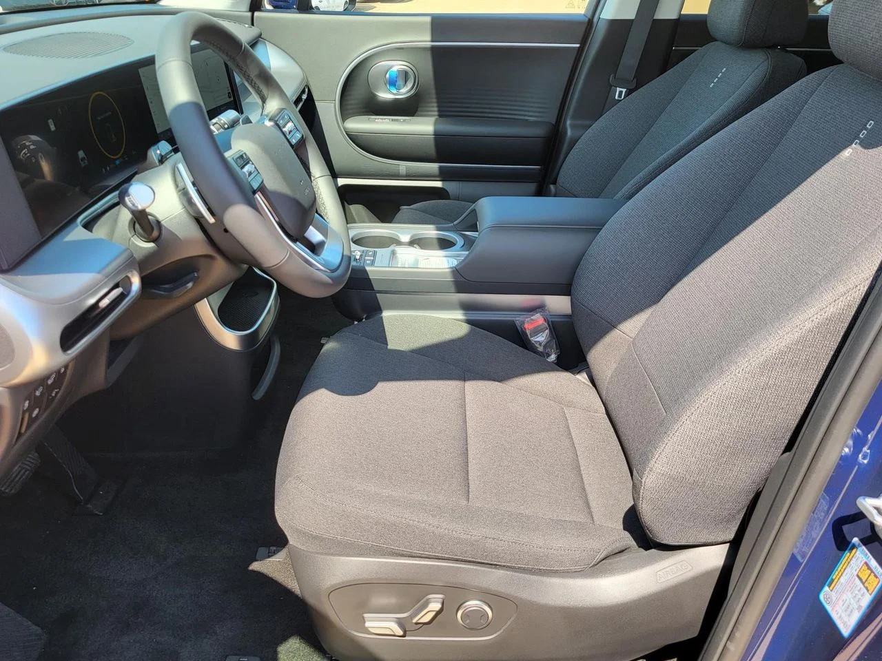 2026 Hyundai IONIQ 9 SE - Photo 18