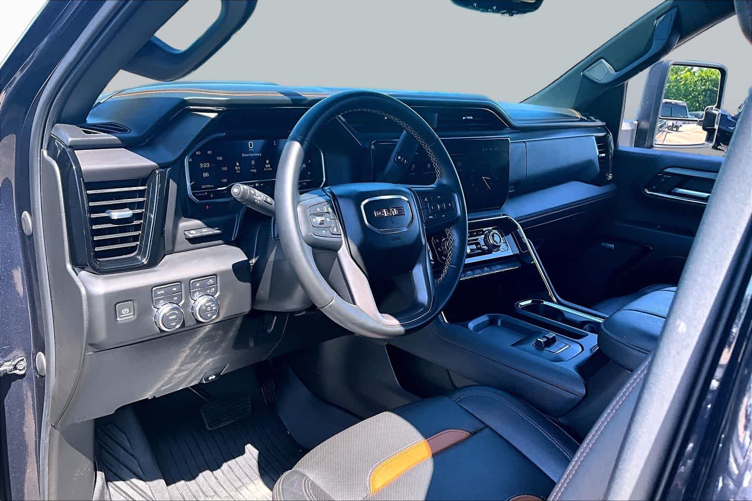 Used 2024 Titanium Rush Metallic GMC AT4 image 18