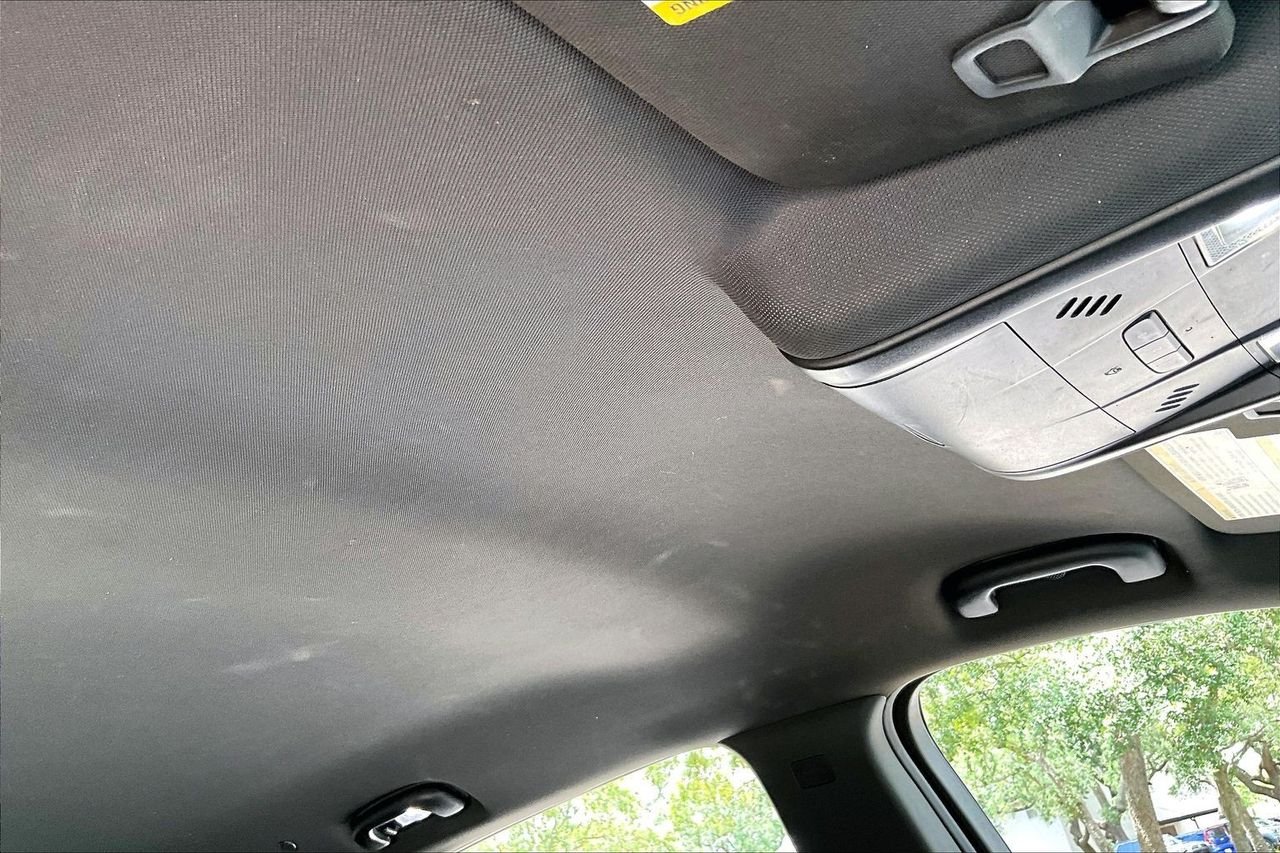 Used 2019 Black Chevrolet LT image 27