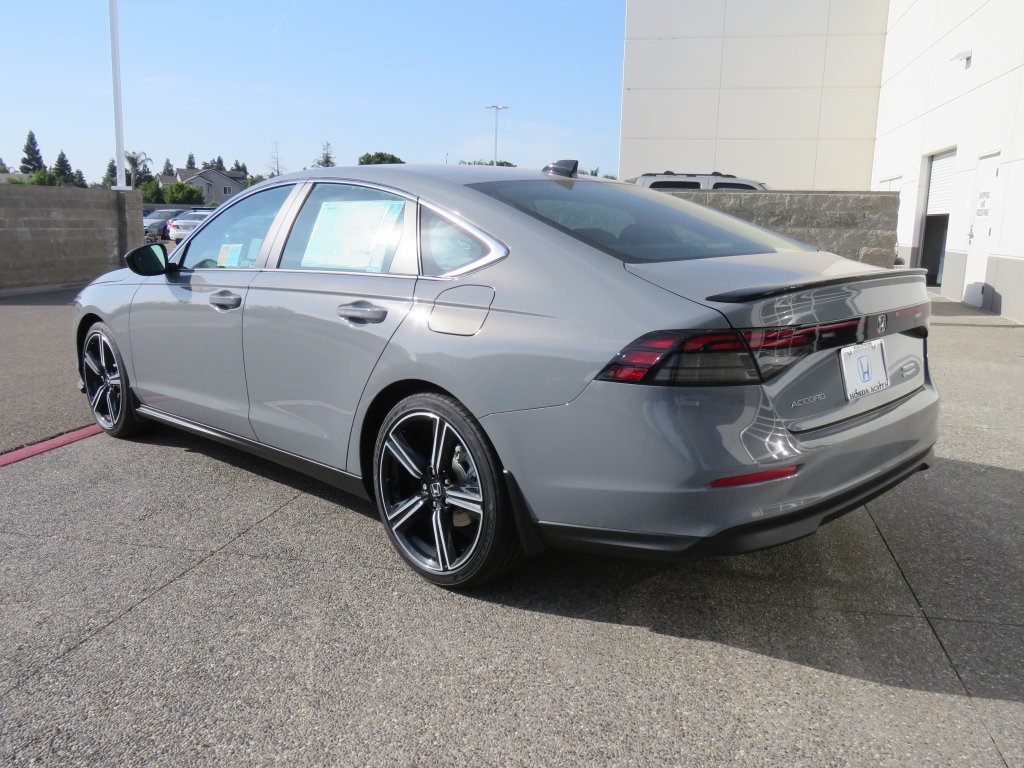 New 2026 Urban Gray Pearl Honda Sport image 7