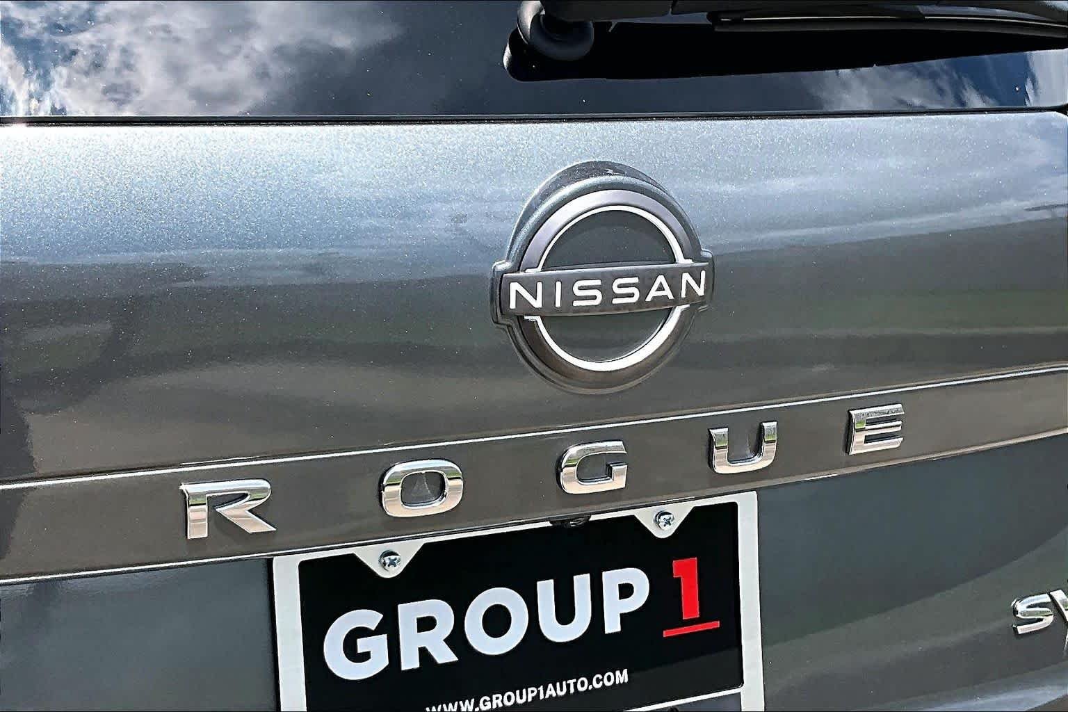 Certified Used 2023 Gun Metallic Nissan SV image 29