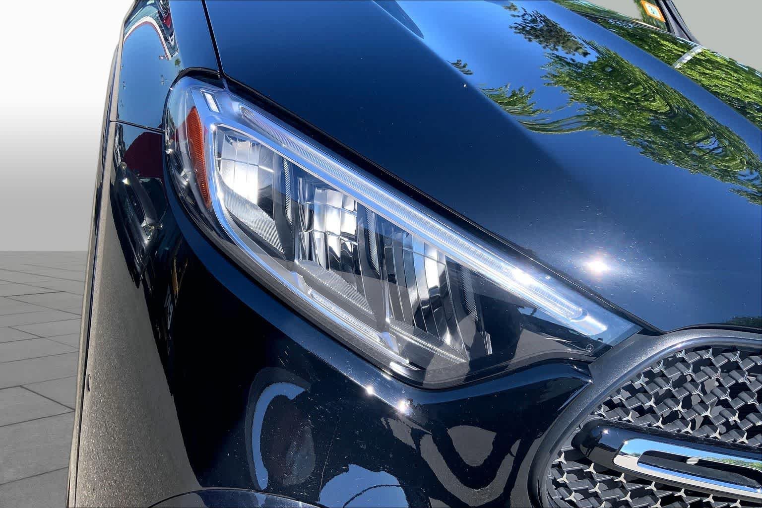 Certified Used 2026 Black Mercedes-Benz GLC 300 image 25