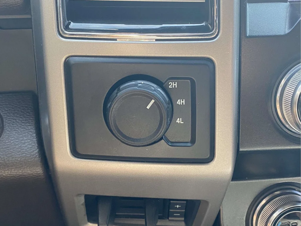 Used 2021 Stone Gray Ford King Ranch image 32
