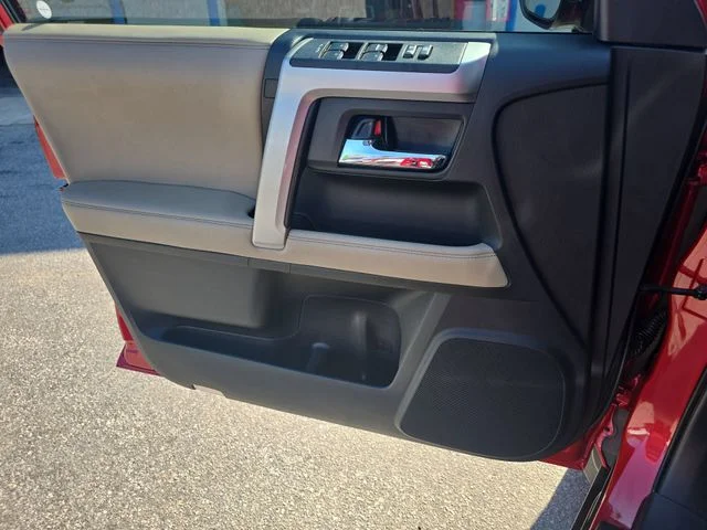Used 2017 Red Toyota SR5 Premium image 27