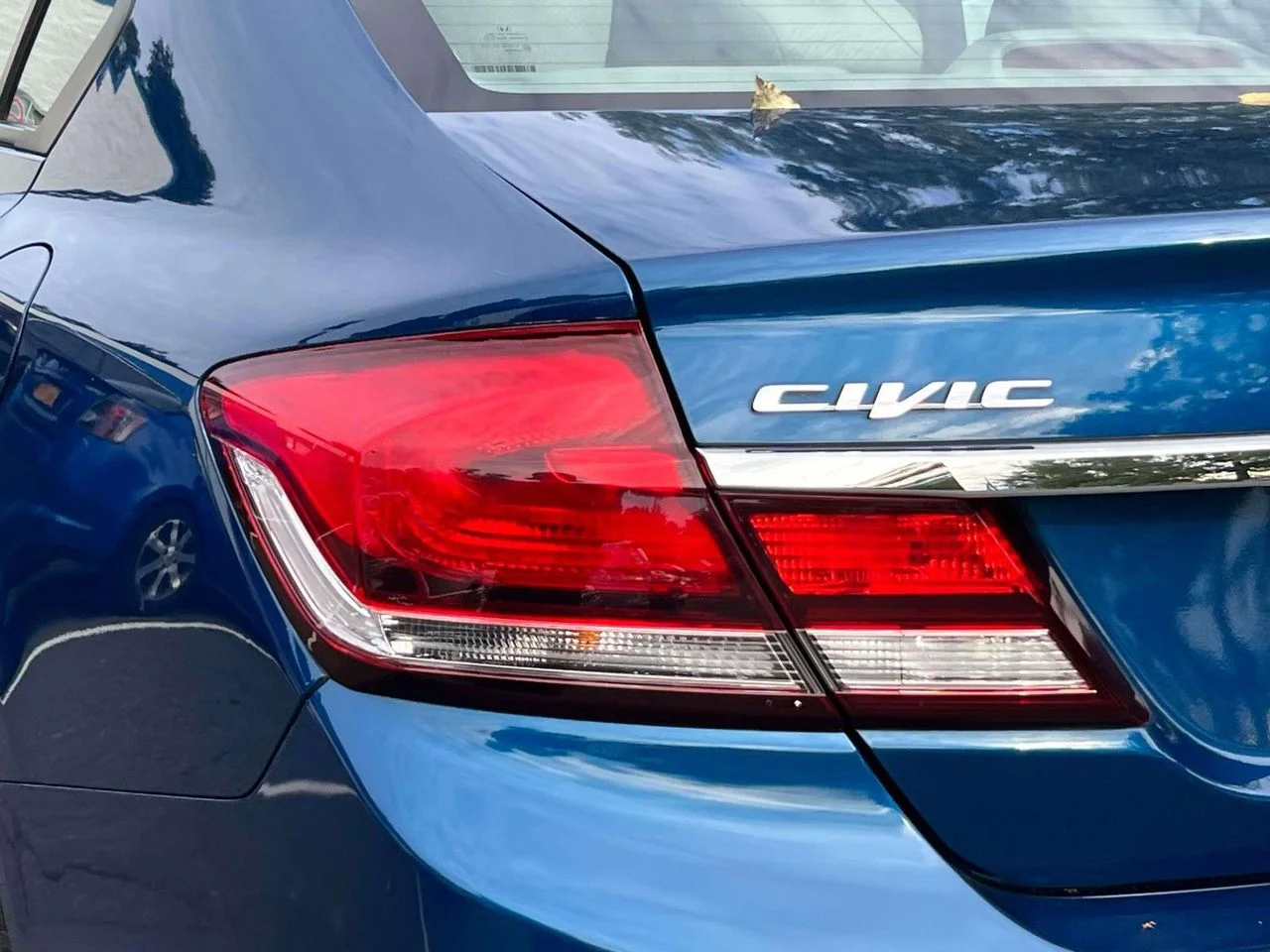 Used 2013 Blue Honda LX image 16