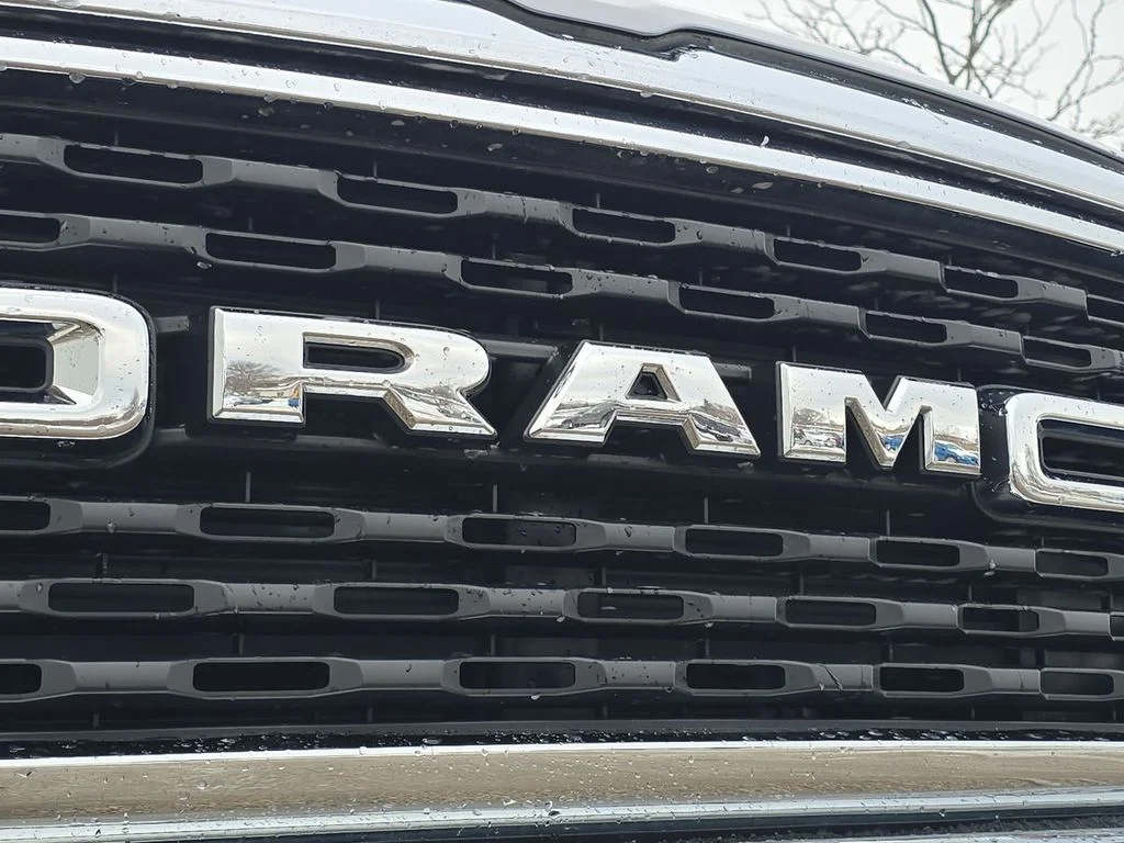 Certified Used 2022 Silver Ram Big Horn/Lone Star image 32