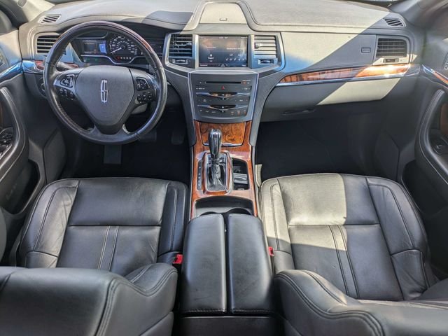 Used 2013 Diamond Lincoln  image 14