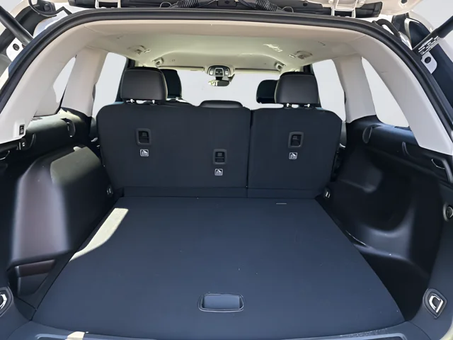 Used 2023 White Jeep Limited image 21