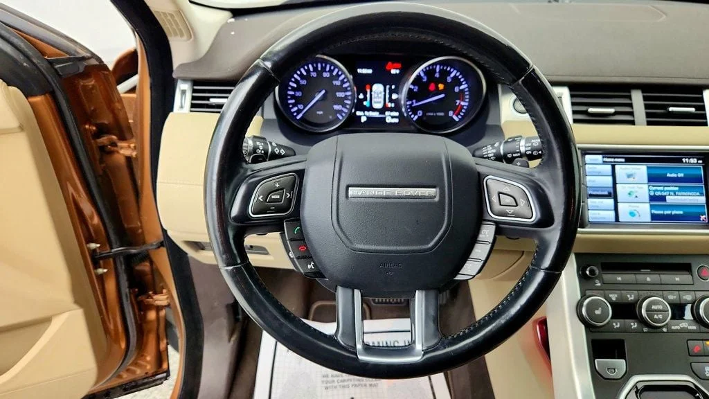 Used 2014 Zanzibar Metallic Land Rover 5dr Hatchback Pure Plus image 13