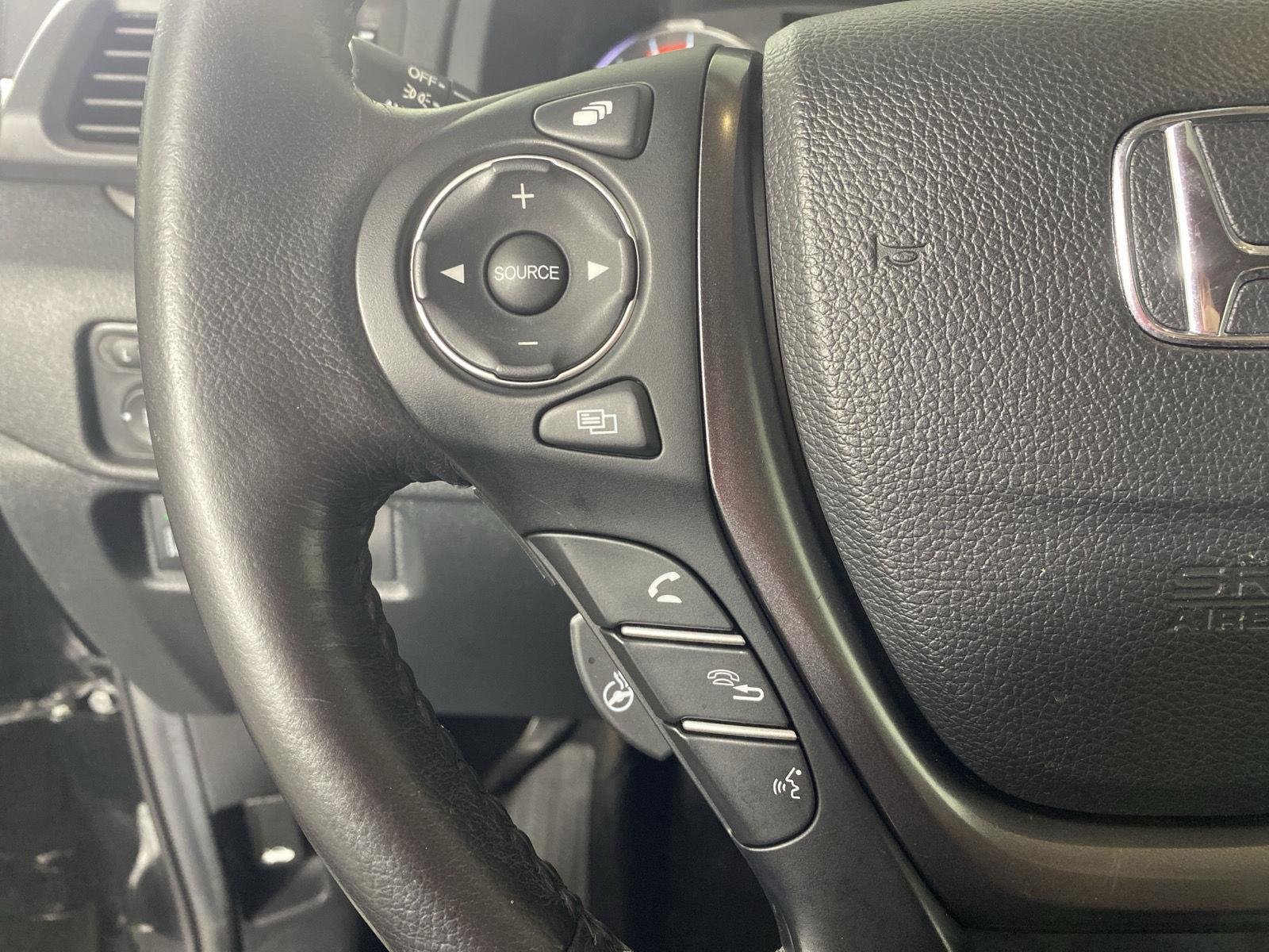 Certified Used 2023 Crystal Black Pearl Honda RTL image 14