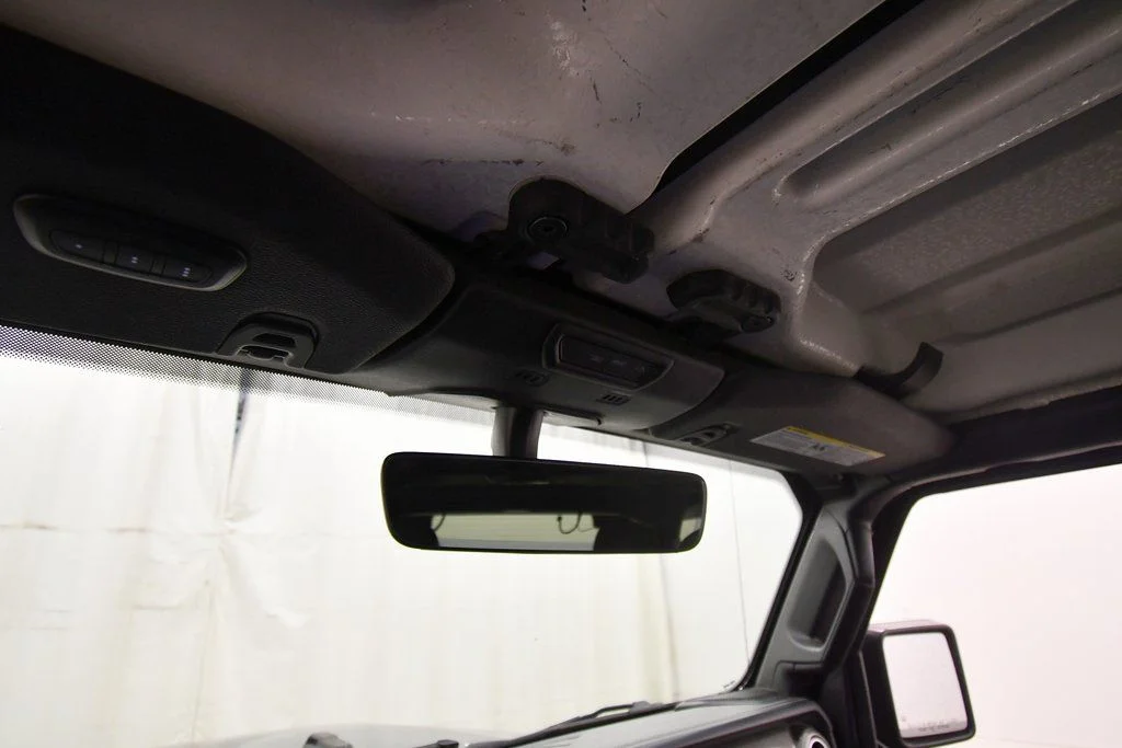 2022 Jeep Wrangler Unlimited Sahara - Photo 27