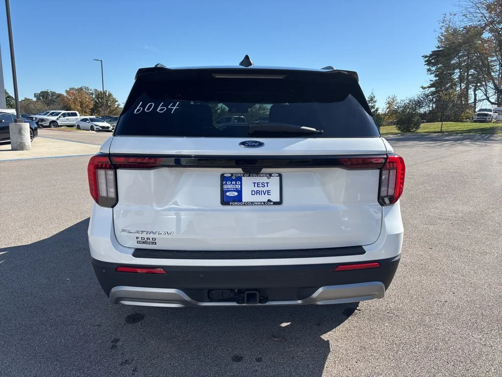 New 2026 White Ford Platinum image 7