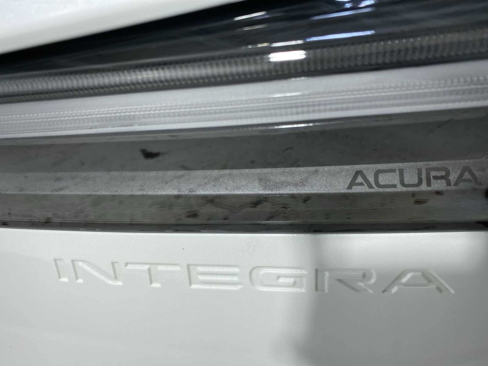 Certified Used 2026 Platinum White Pearl Acura  image 34
