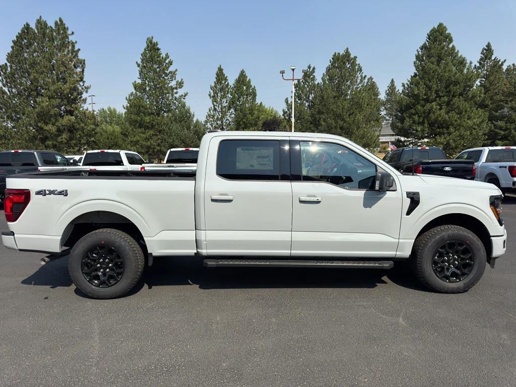 New 2026 Avalanche Ford XLT image 7