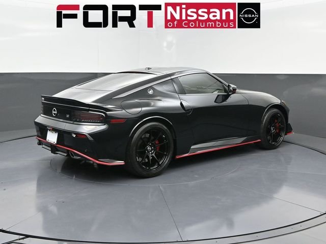 2025 Nissan Z NISMO - Photo 7