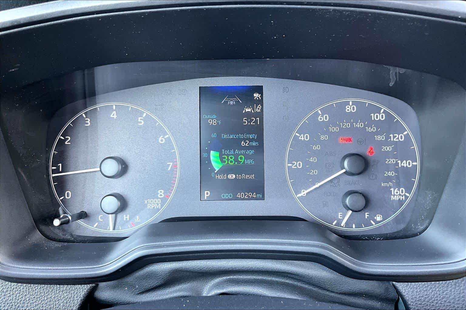 Used 2025 Wind Chill Pearl Toyota LE image 26