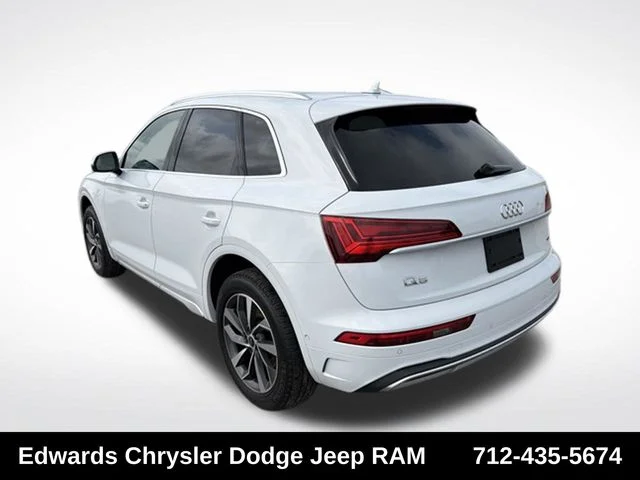 Used 2021 White Audi 45 Prestige image 5