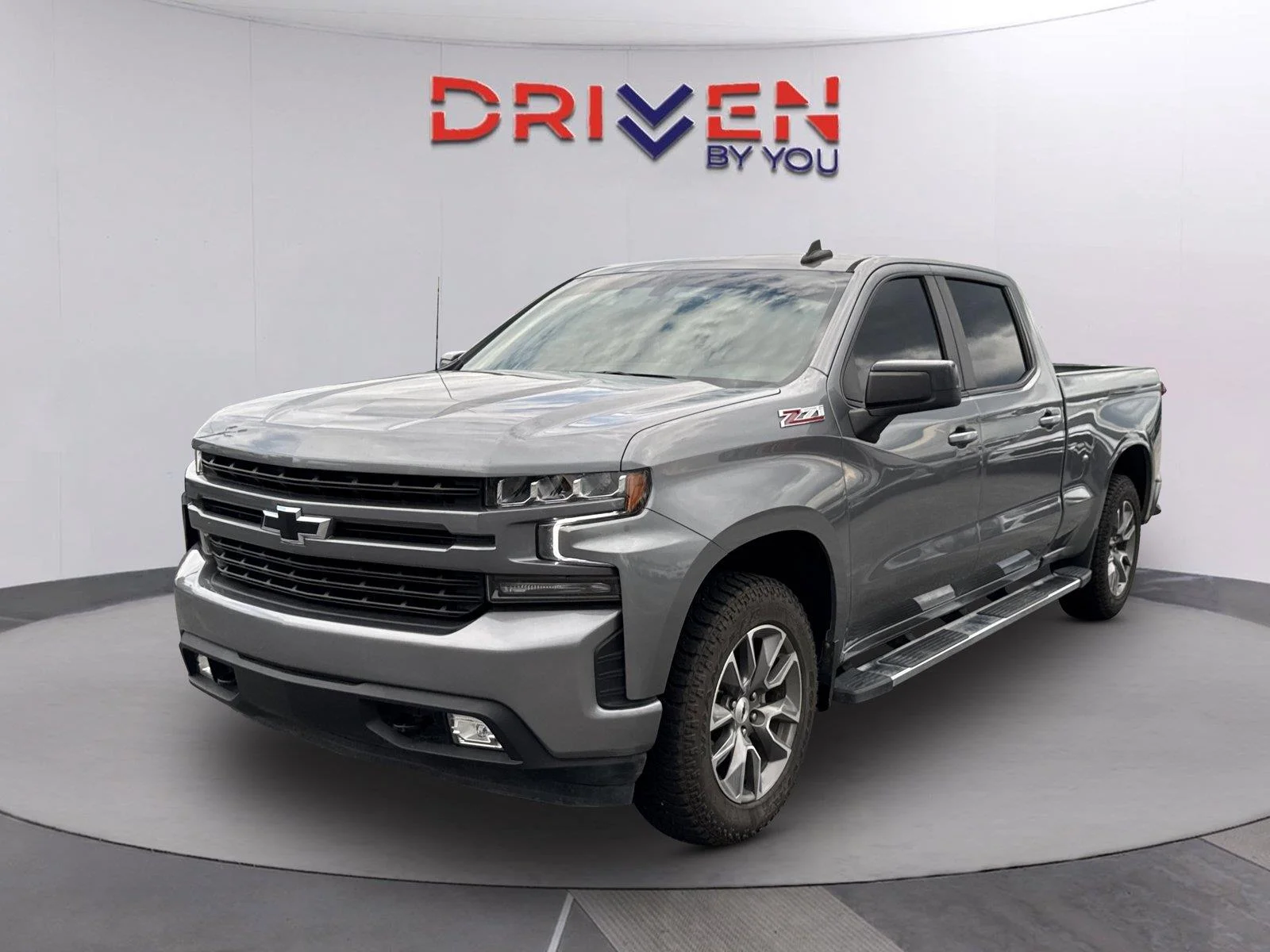 Used 2021 SATIN STEEL METALLIC Chevrolet RST image 7