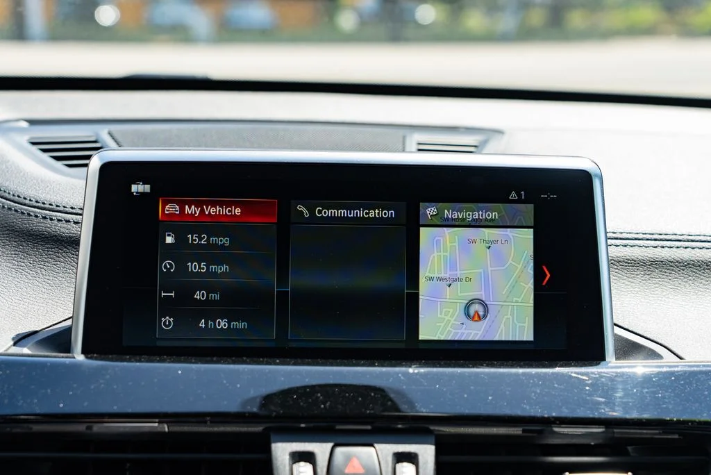 Used 2021 Black BMW xDrive28i image 17