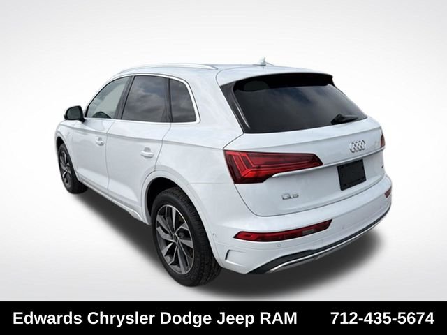 Used 2021 White Audi 45 Prestige image 5