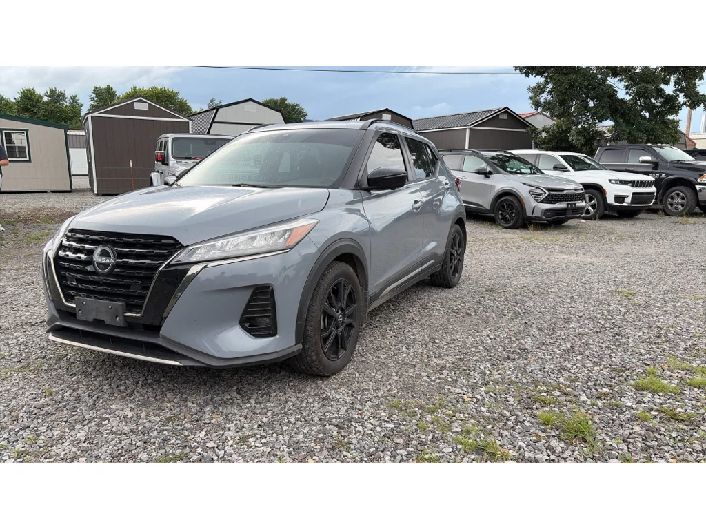 2023 Nissan Kicks 1.6 SR's photo