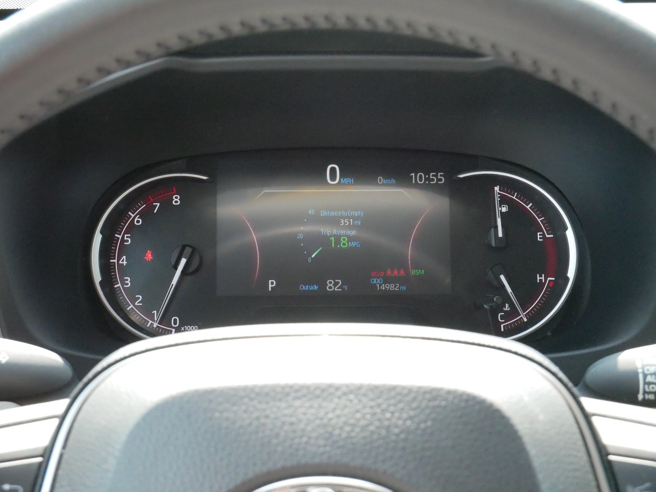 Certified Used 2025 SILVER SKY METALLIC Toyota XLE Premium image 21