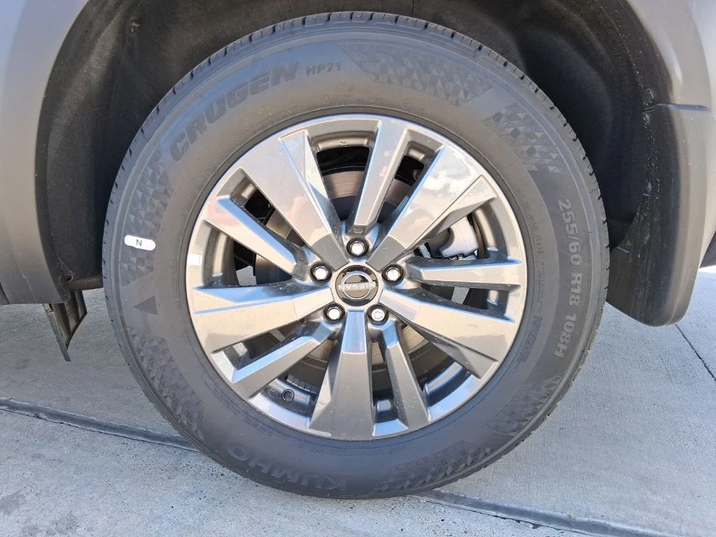 2026 Nissan Pathfinder SV - Photo 32