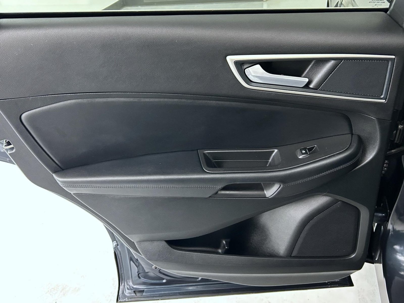 Used 2024 Blue Ford SEL image 20